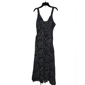 Womens Universal Thread Black and White Floral Maxi Dress, Pockets, XS, NWT!!!